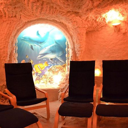 Lileya Hotel Polyana  Bagian luar foto