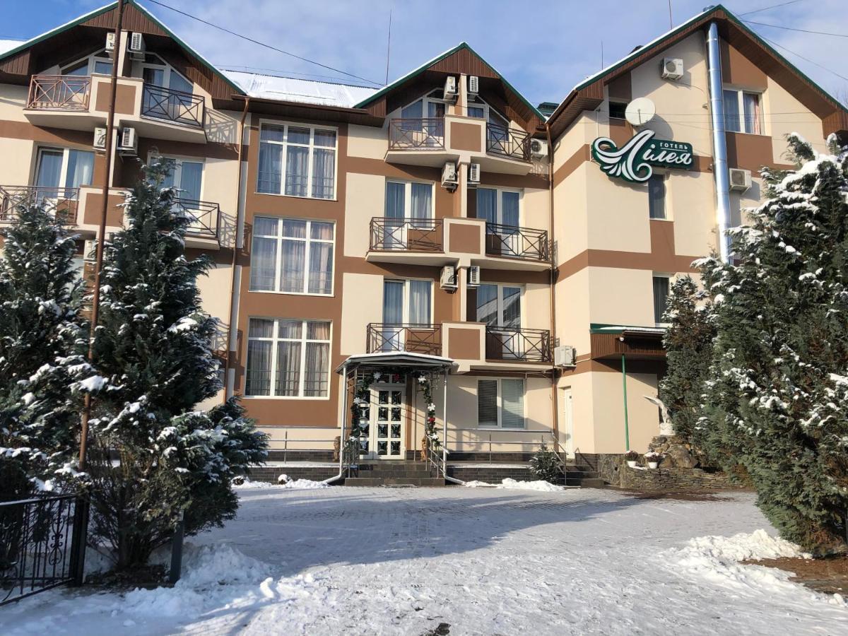 Lileya Hotel Polyana  Bagian luar foto
